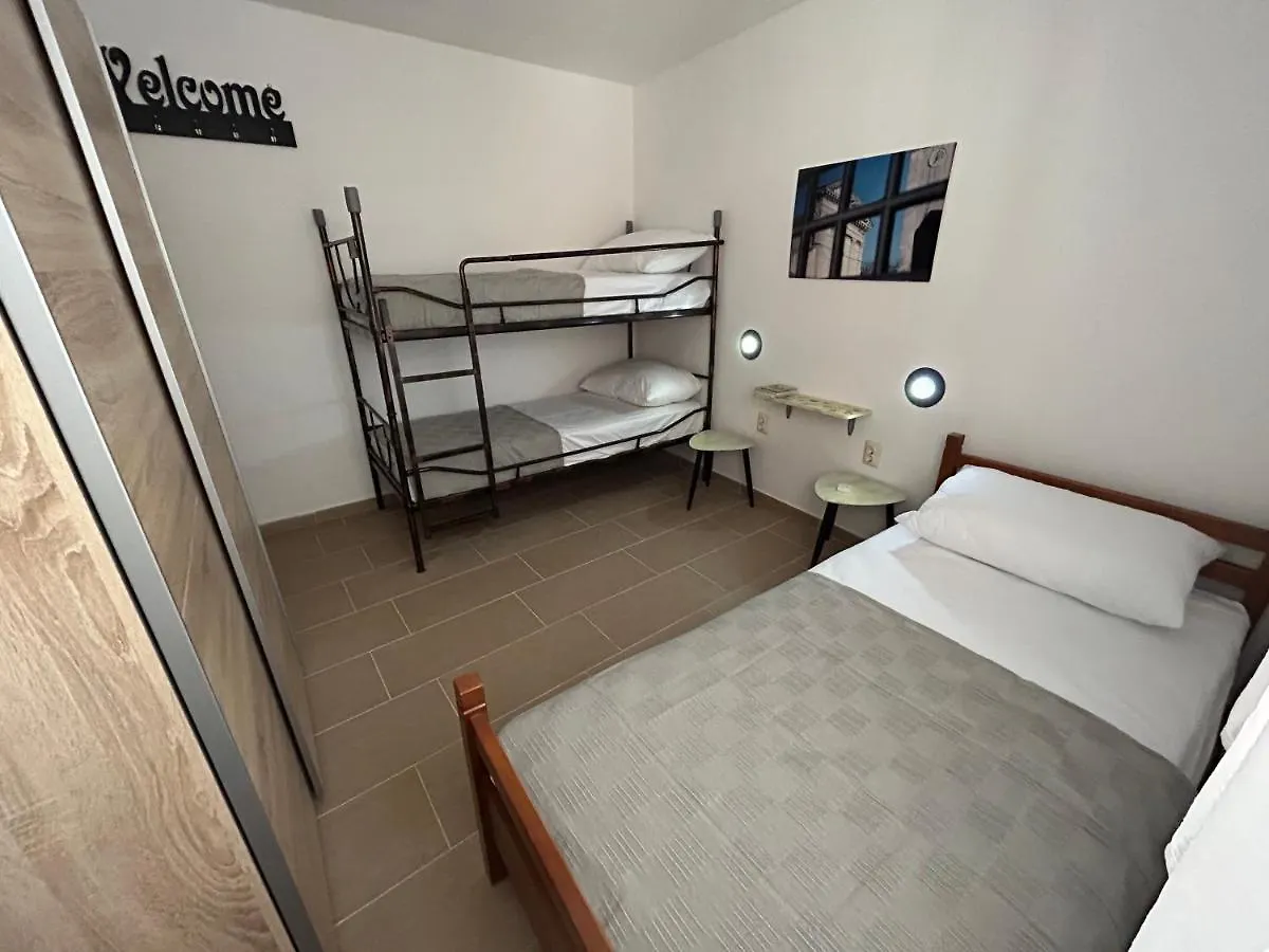 Vila Dora House With Wifi And Outdoor Swimming Pool Pula Chorvatsko