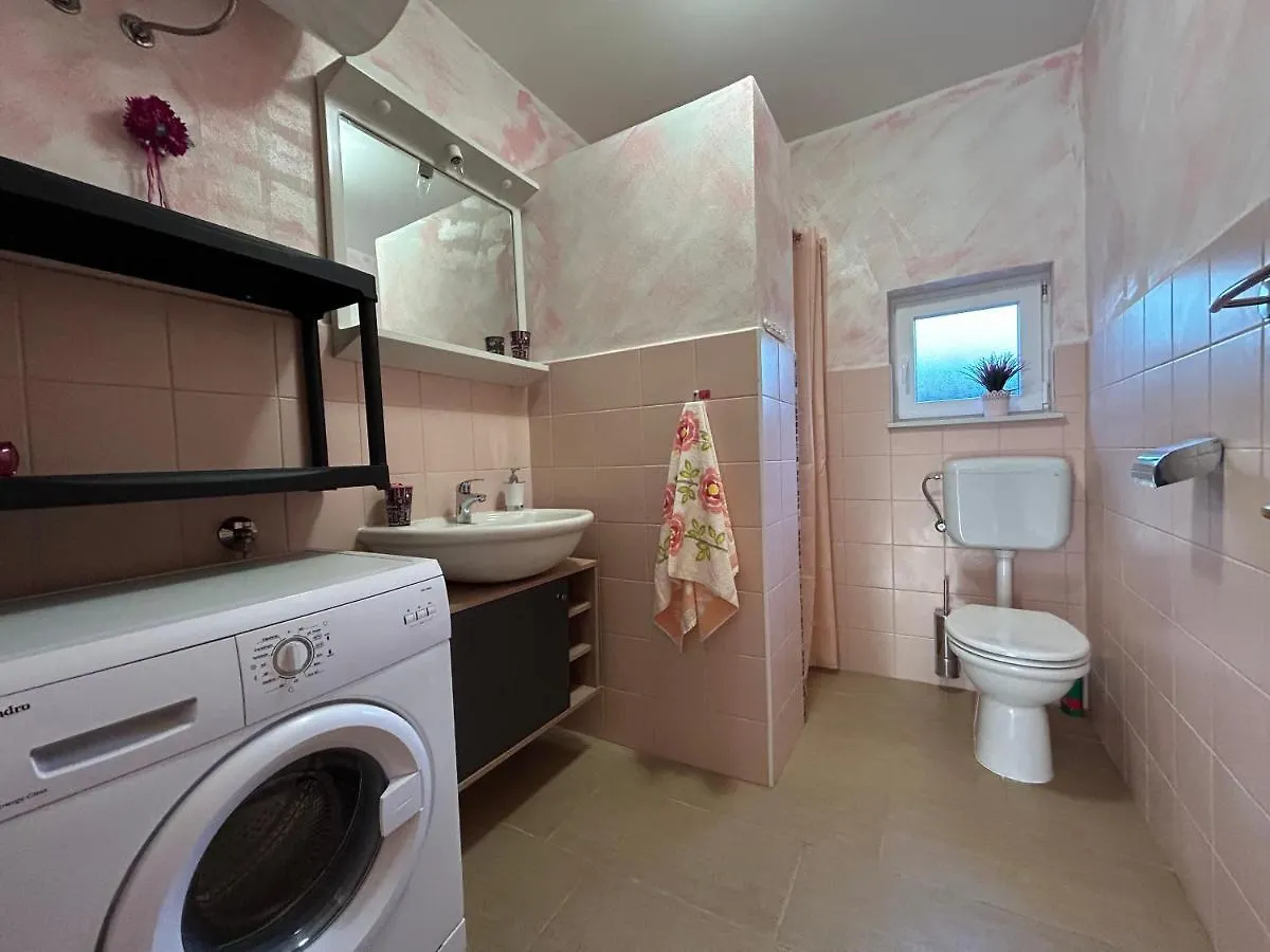 Dora House With Wifi And Outdoor Swimming Pool Villa Pula