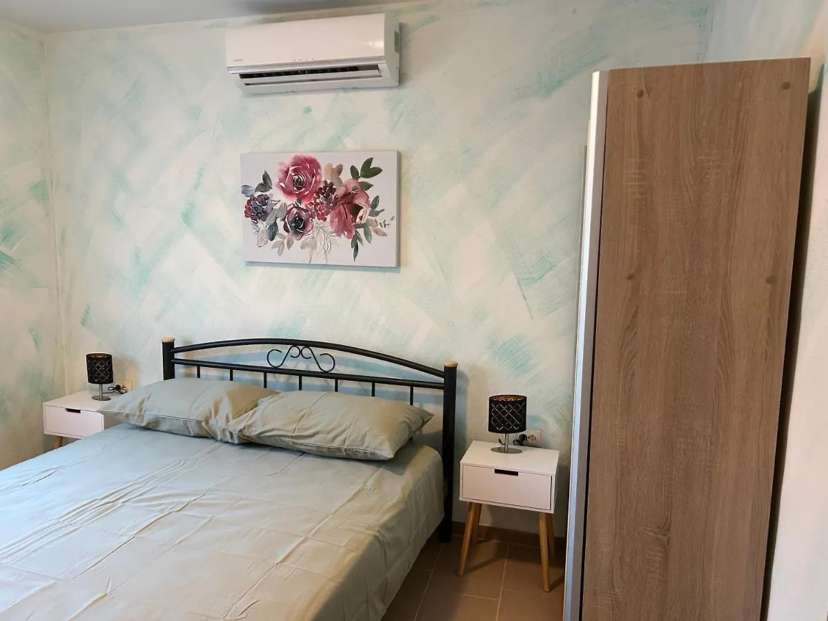 Dora House With Wifi And Outdoor Swimming Pool Villa Pula 0*,  Croatia